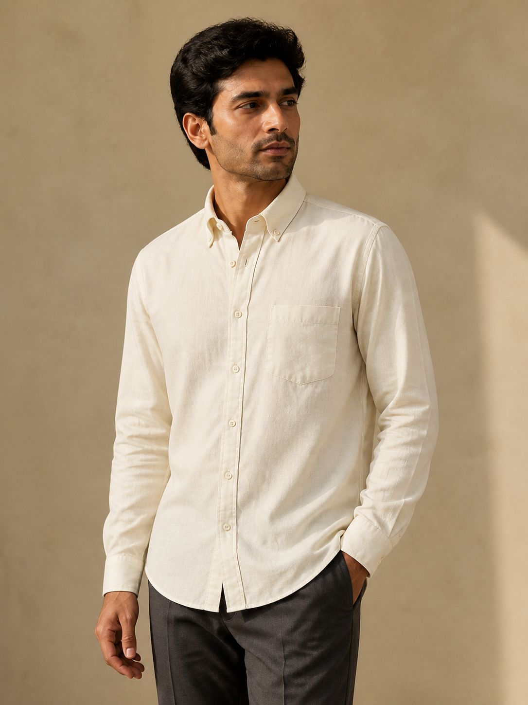 Baesick Ease Shirt in Natural Off-White