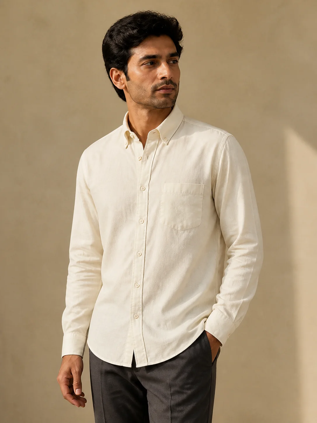 Baesick Ease Shirt in Natural Off-White